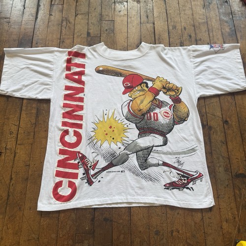 Vintage cincinnati reds tshirt - cincinnati,